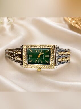 Elegant Green Crystal Accent Bracelet Watch